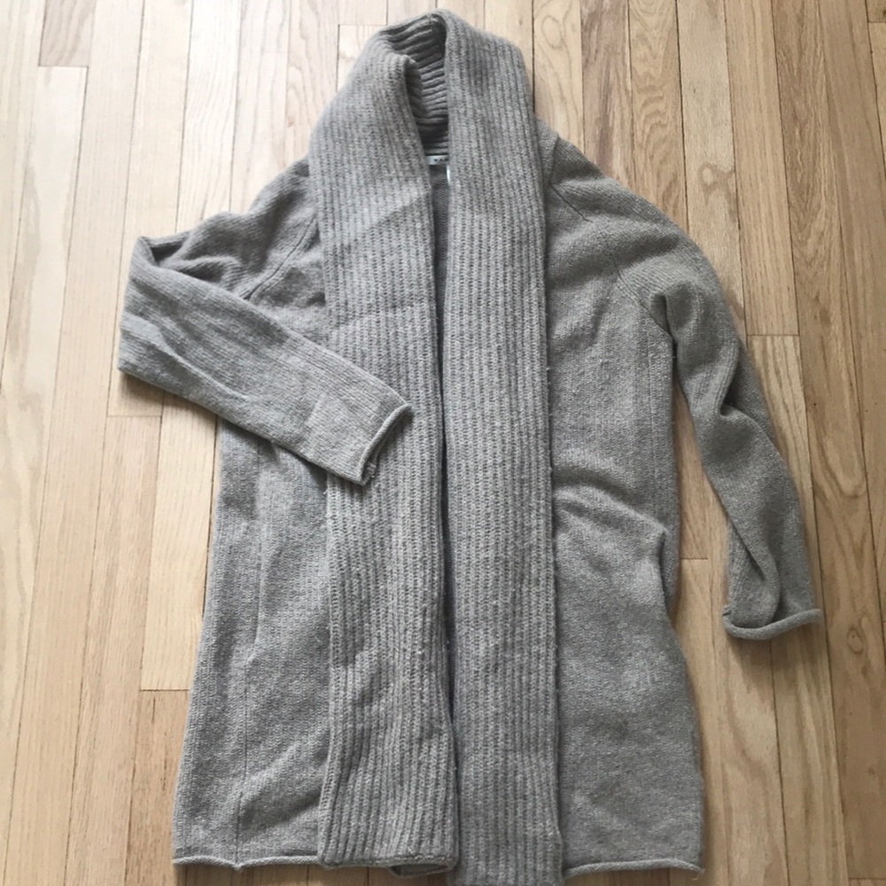 Max Studio Chunky Knit Sweater